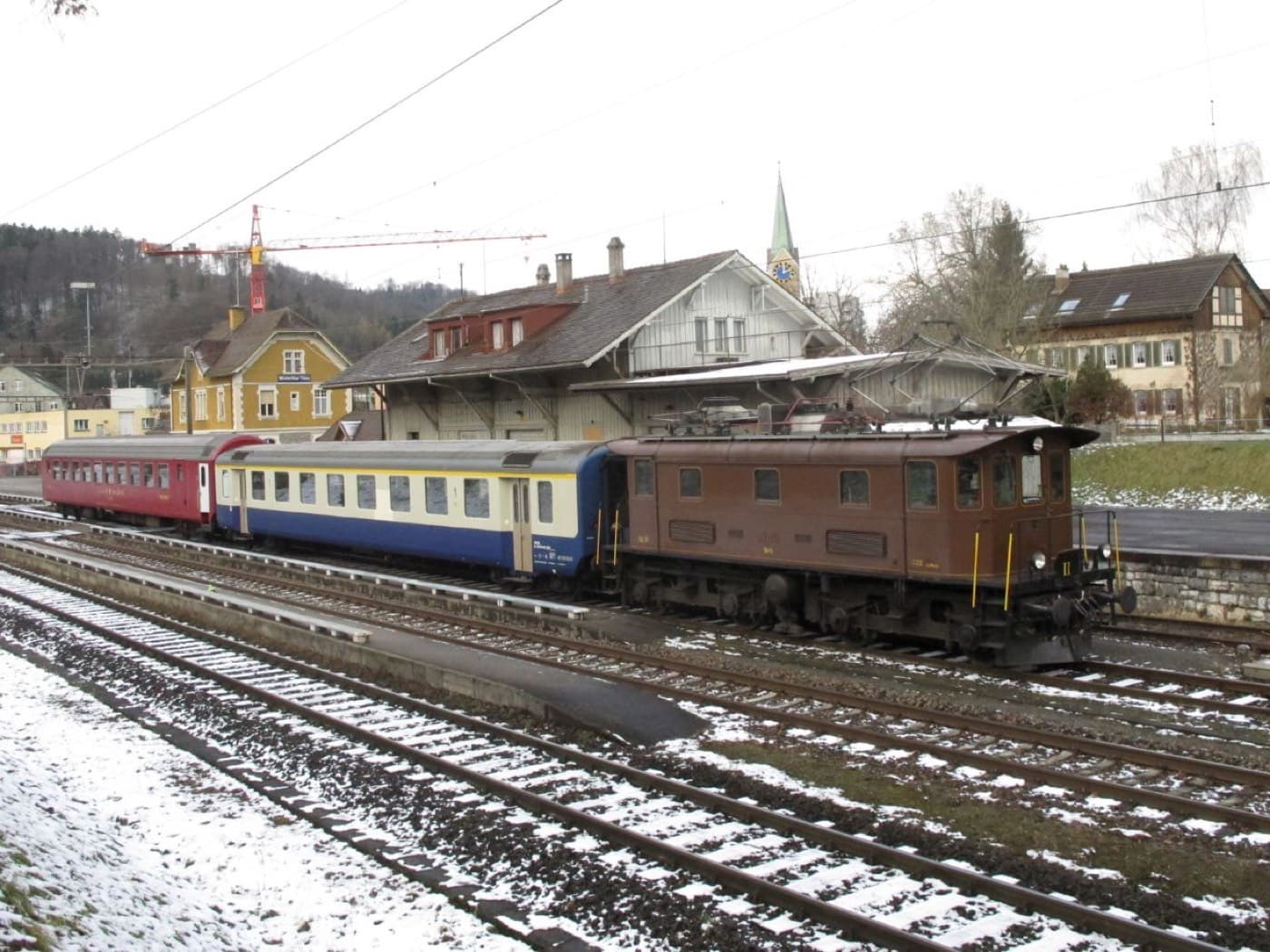 Historischer Reisezug des Club Bm 22-70 mit Dampflokomotive